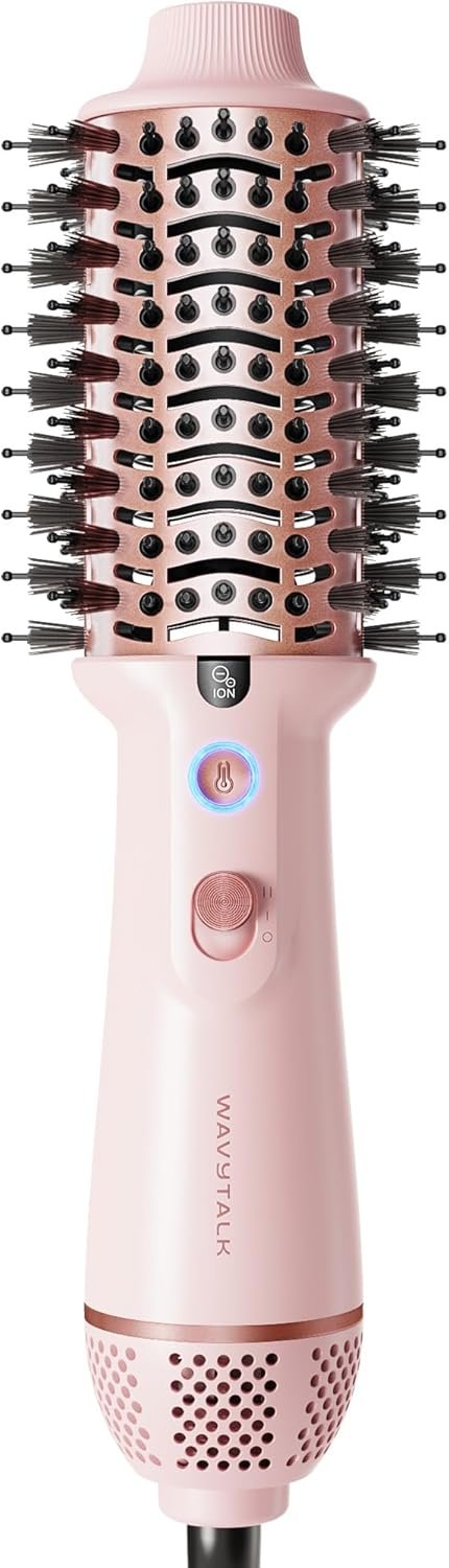Compact travel dryer brush